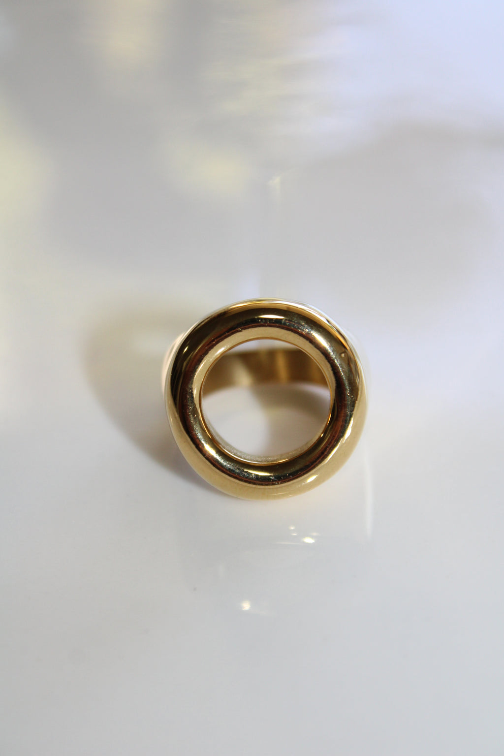 CIRCLE RING
