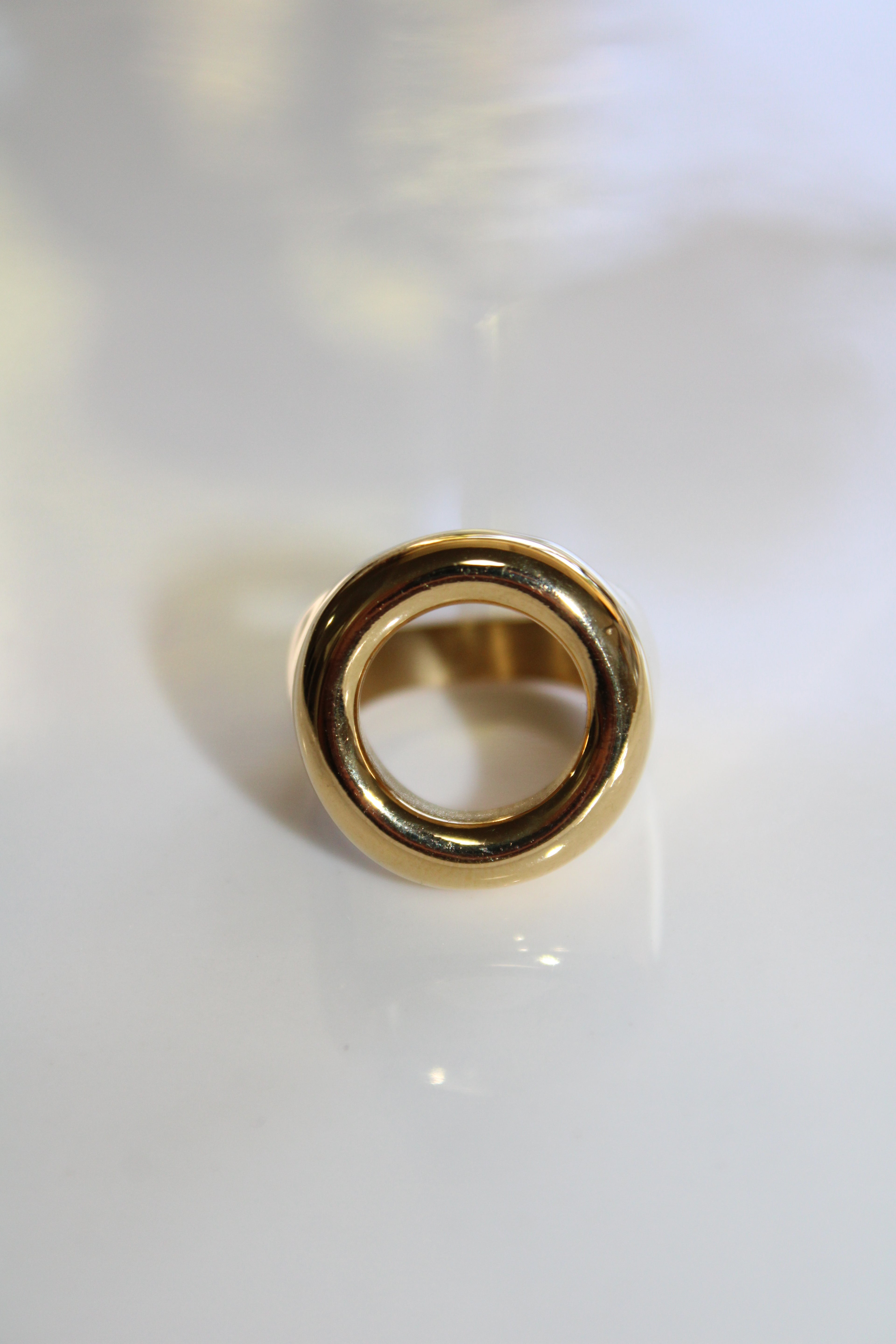 CIRCLE RING