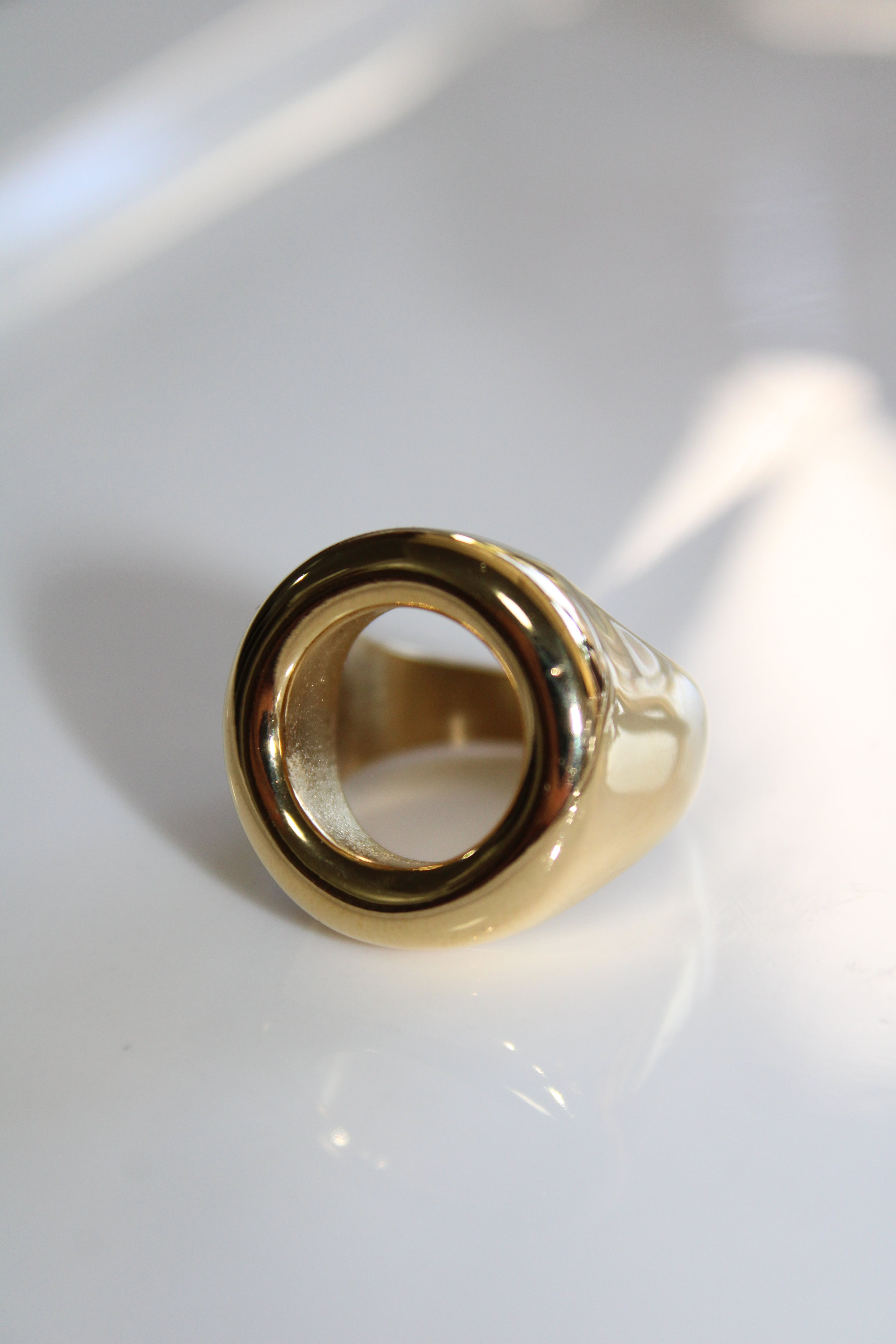 CIRCLE RING