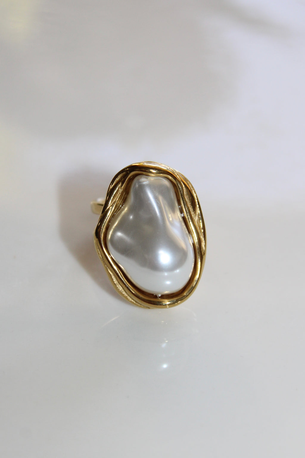 PEARL RING