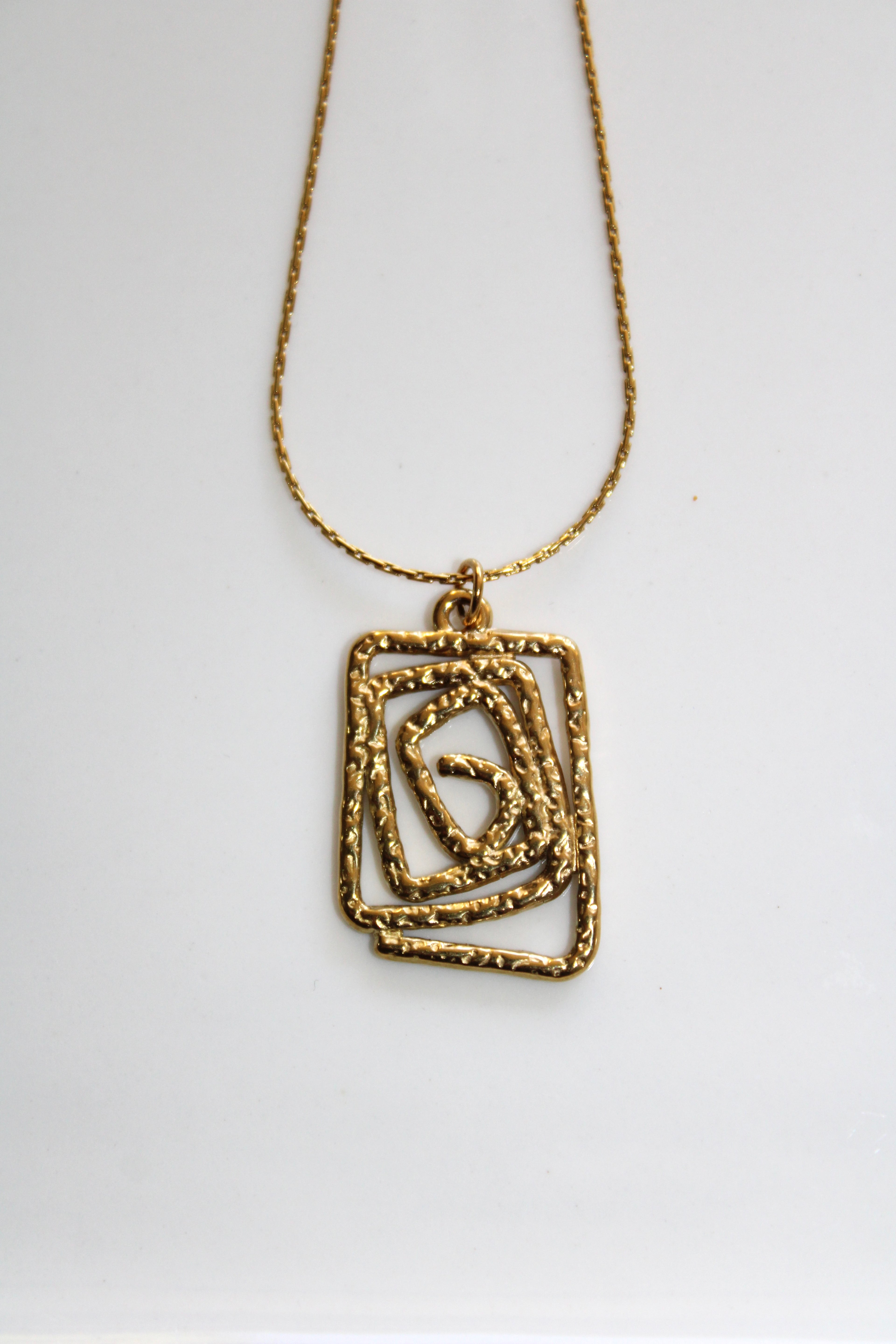 GOLDEN HOUR NECKLACE