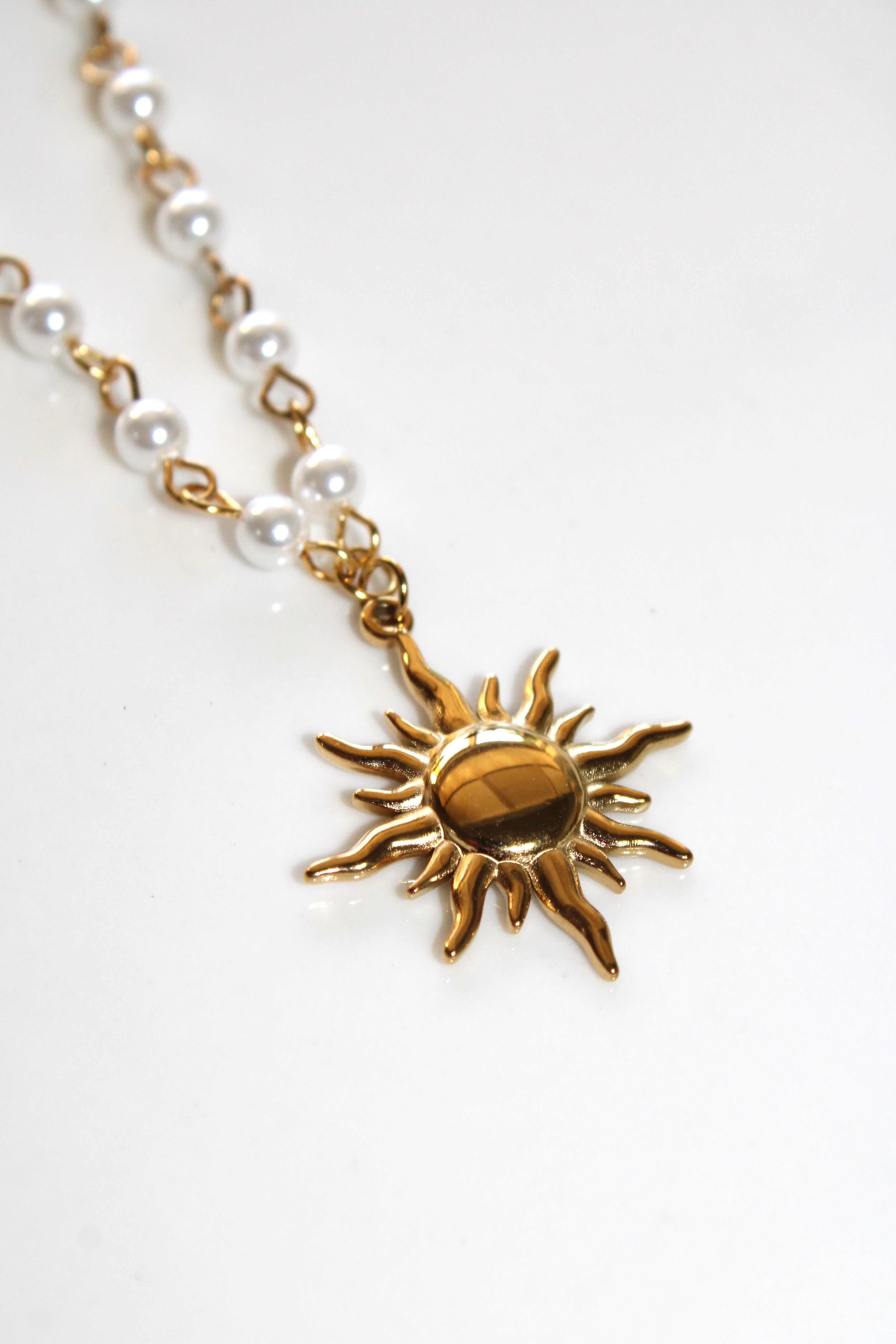 SUN NECKLACE
