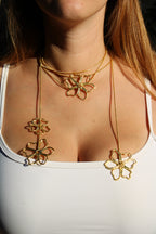 FLOWER NECKLACE